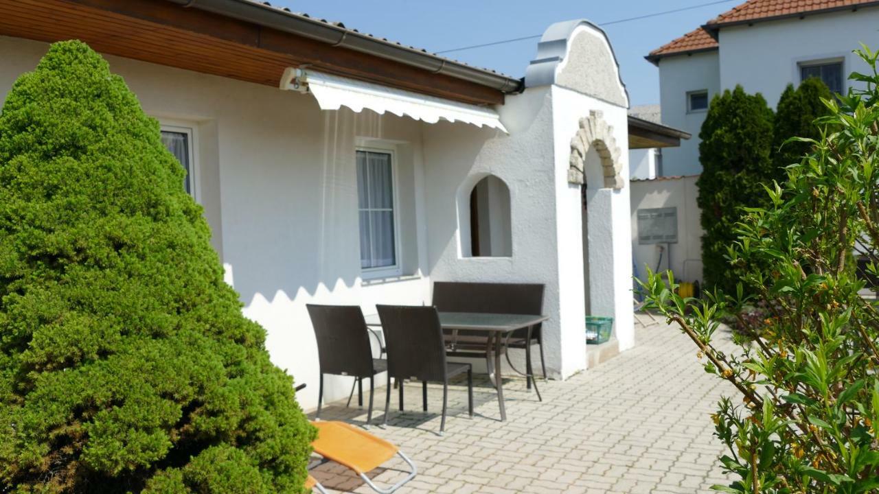 Gästehaus Fischbach Jois Exterior foto